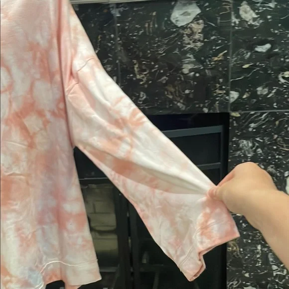 Time and Tru Pink and White Long Sleeve Boxy Sweatshirt - Picture 3 of 10